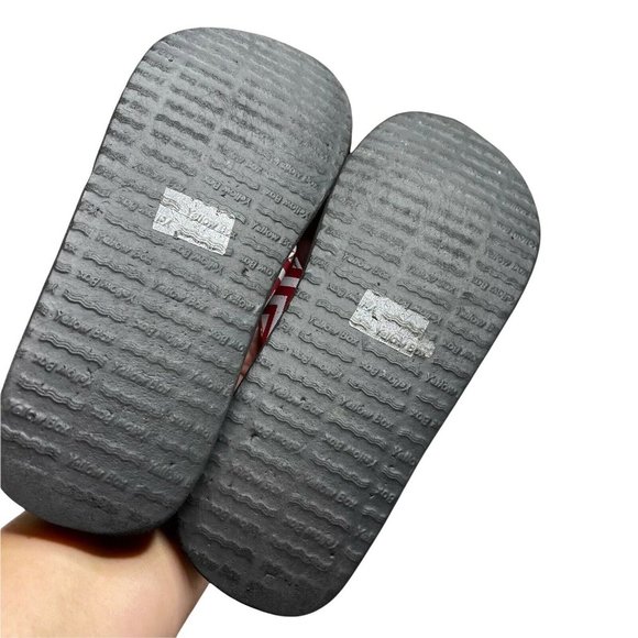 Yellow Box Flip Flop Sandals Red & White Chevron Thong Flip Flops Women's Size 7 - Picture 9 of 12